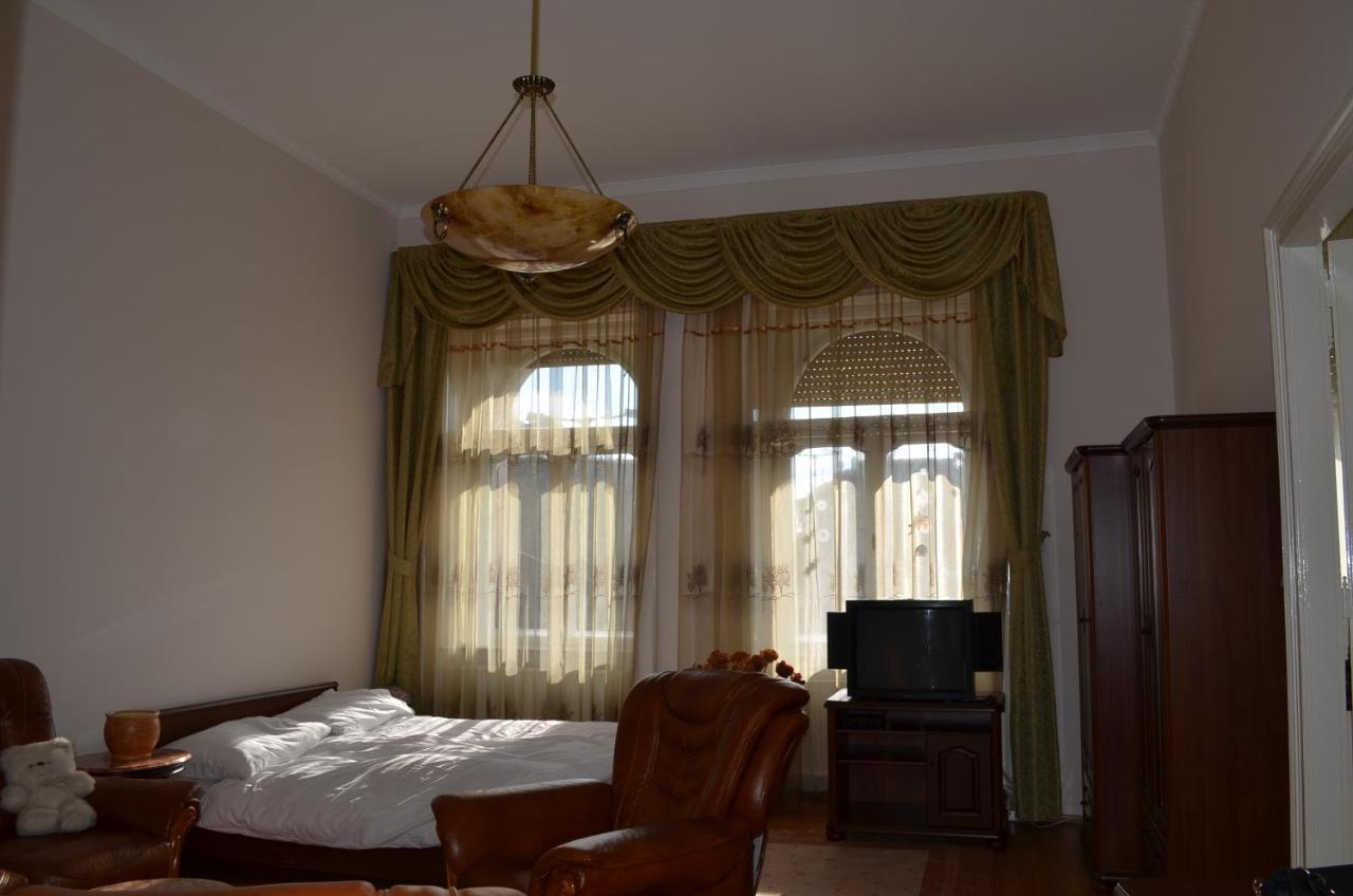 Gabriella Szallas Tabor Utca 5 Szeged Ngoại thất bức ảnh